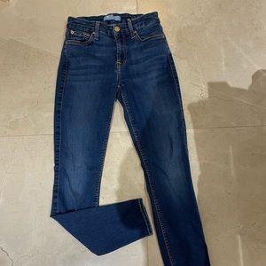 Blue skinny jeans